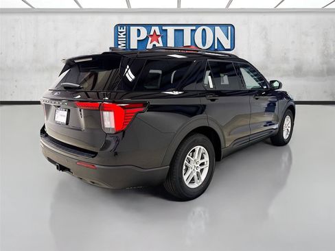 New 2026 Ford Explorer Active RWD image 7