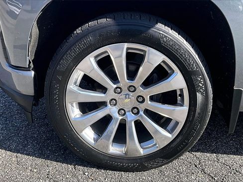 Used 2019 Chevrolet Silverado 1500 High Country image 29