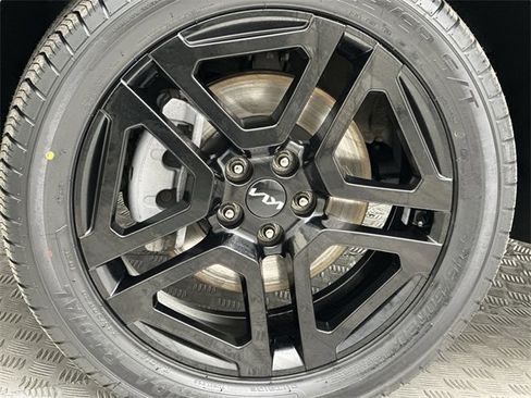 Used 2023 Kia Telluride SX X-Line image 10