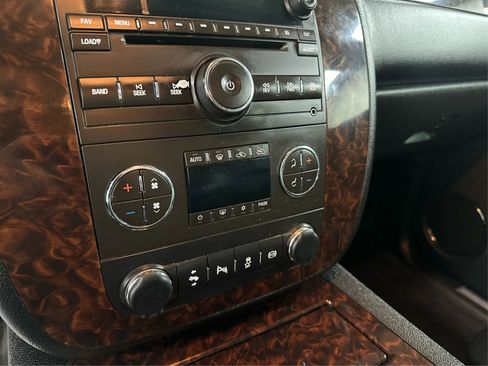 Used 2013 GMC Sierra 2500 Denali w/ Suspension Package, Off-Road image 23