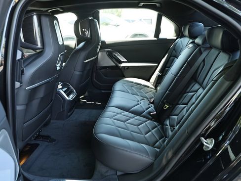 New 2026 BMW 760i xDrive w/ Executive Package AWD/4WD image 29