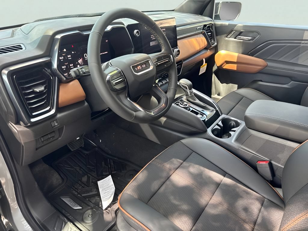 New 2026 GMC Canyon AT4 AWD/4WD image 8