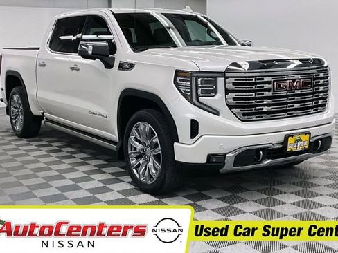 Used 2025 GMC Sierra 1500 Denali AWD/4WD image 1