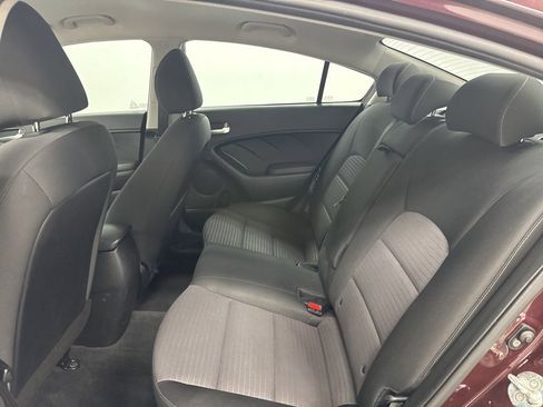 Used 2018 Kia Forte LX w/ LX Popular Package image 21