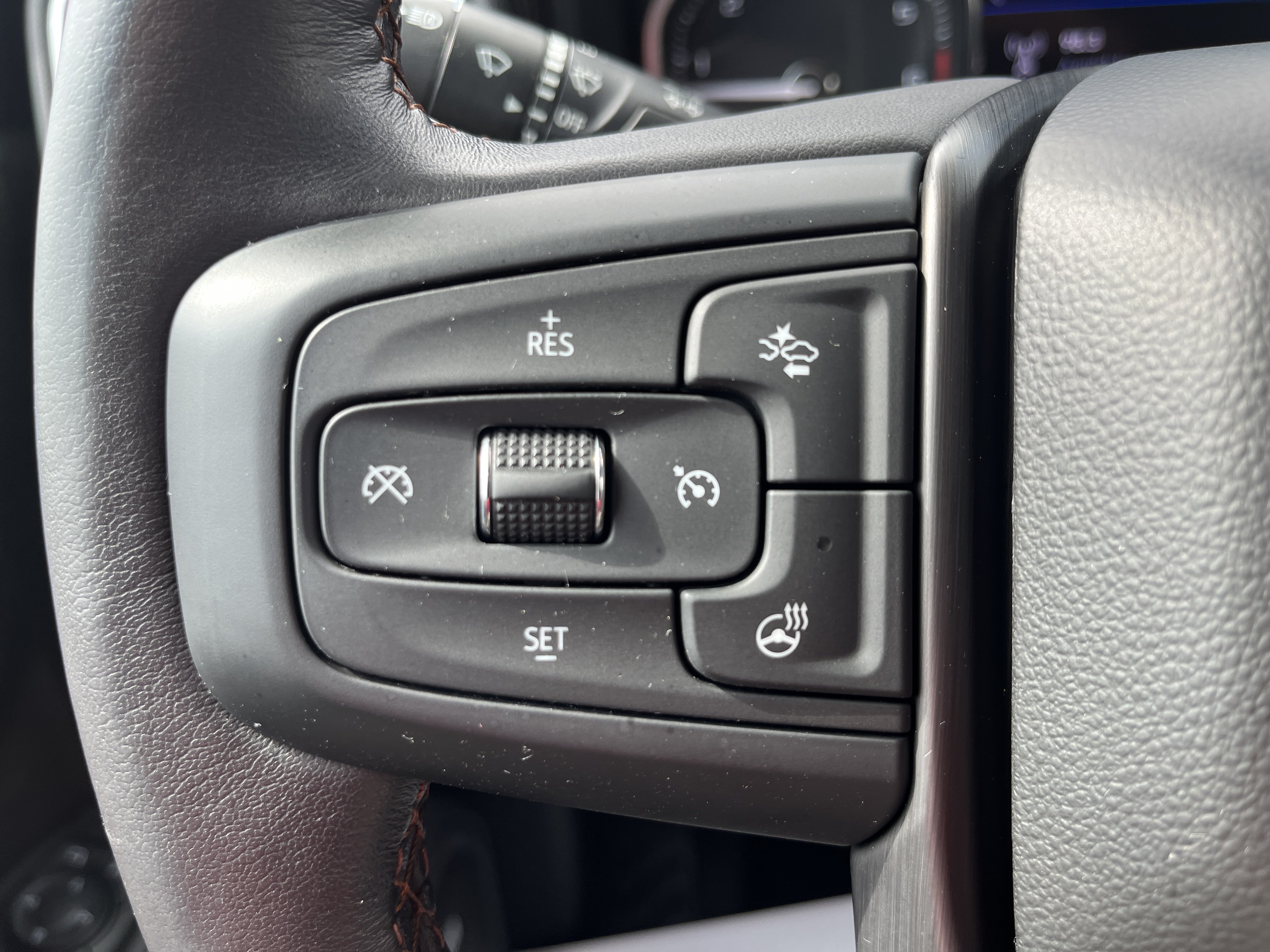Used 2022 GMC Sierra 1500 AT4 w/ AT4 Premium Package AWD/4WD image 24
