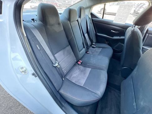 Certified 2023 Nissan Sentra SR w/ Midnight Edition Package FWD image 21