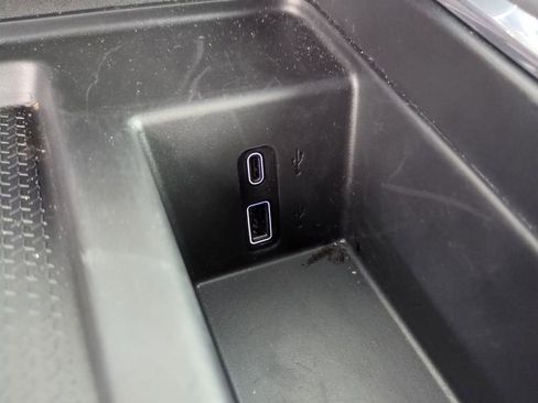 Used 2026 GMC Acadia Elevation image 28