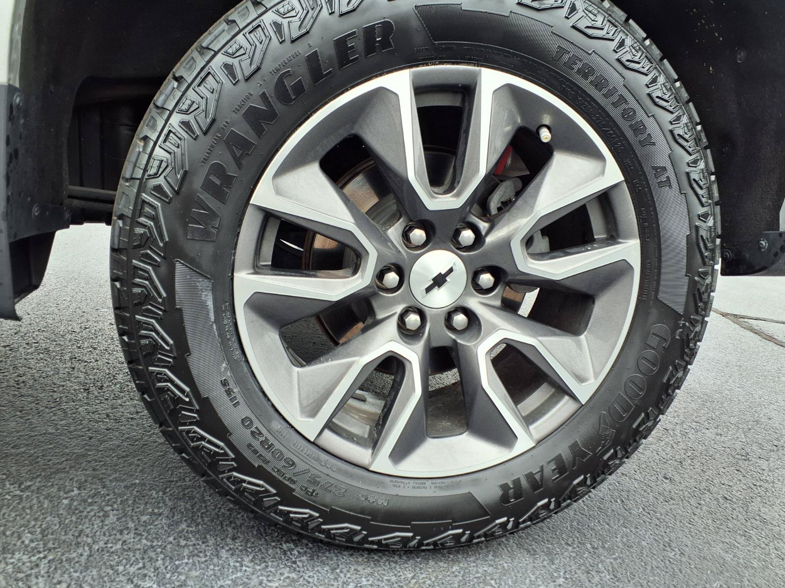 Used 2021 Chevrolet Silverado 1500 RST AWD/4WD image 34