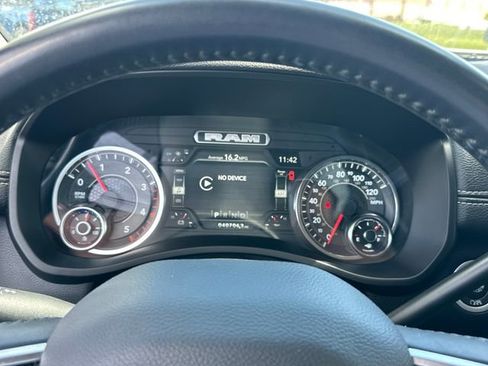 Used 2024 RAM 2500 Laramie w/ Safety Group AWD/4WD image 19
