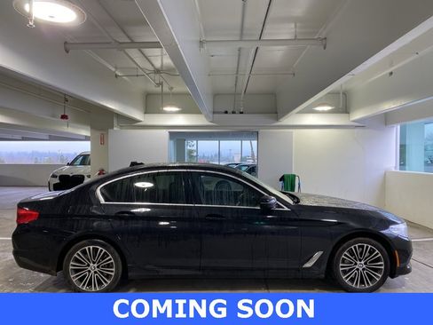 Used 2019 BMW 530i xDrive w/ Convenience Package image 5