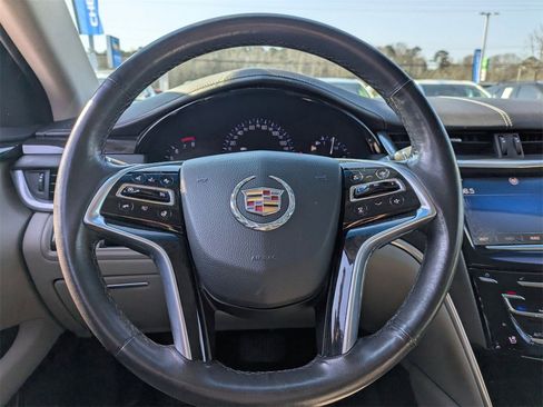 Used 2014 Cadillac XTS Luxury w/ Driver Awareness Package image 20
