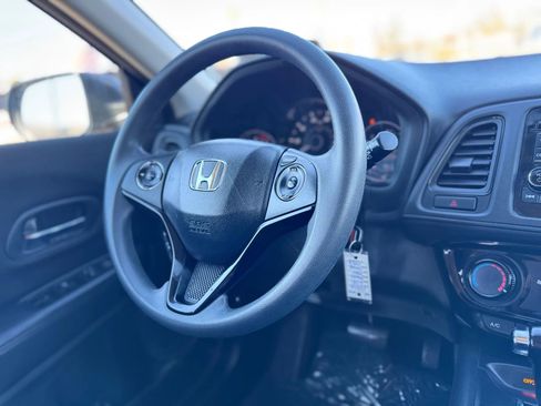 Used 2016 Honda HR-V LX image 21