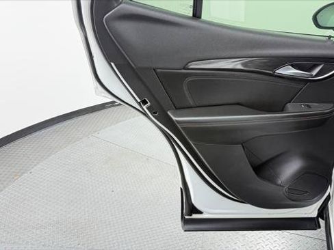 Used 2022 Buick Envision Preferred FWD image 17