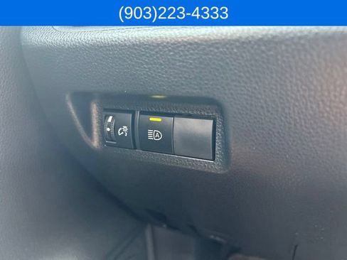 Used 2024 Toyota RAV4 SE AWD/4WD image 19