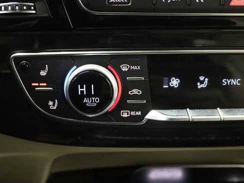 Used 2019 Audi Q7 3.0T Prestige w/ Prestige Package image 32