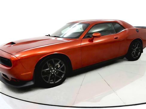 Used 2022 Dodge Challenger GT w/ Blacktop Package RWD image 3