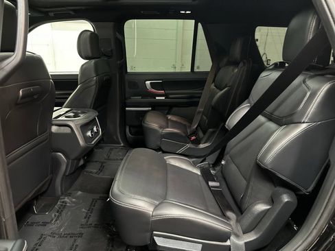 Used 2025 Ford Expedition Platinum w/ Stealth Performance Package AWD/4WD image 21