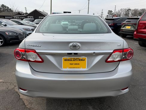 Used 2013 Toyota Corolla LE Special Edition image 7