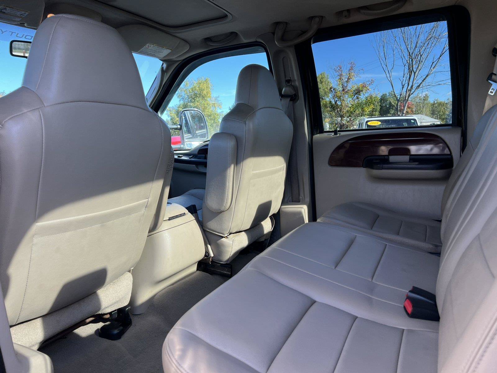 Used 2007 Ford F350 Lariat AWD/4WD image 30