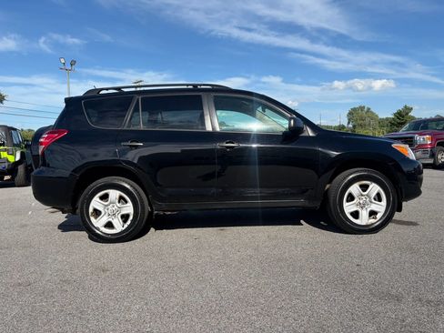 Used 2011 Toyota RAV4 4WD V6 w/ Tow Prep Pkg image 11