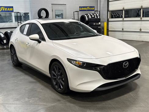 Certified 2025 MAZDA MAZDA3 s image 3
