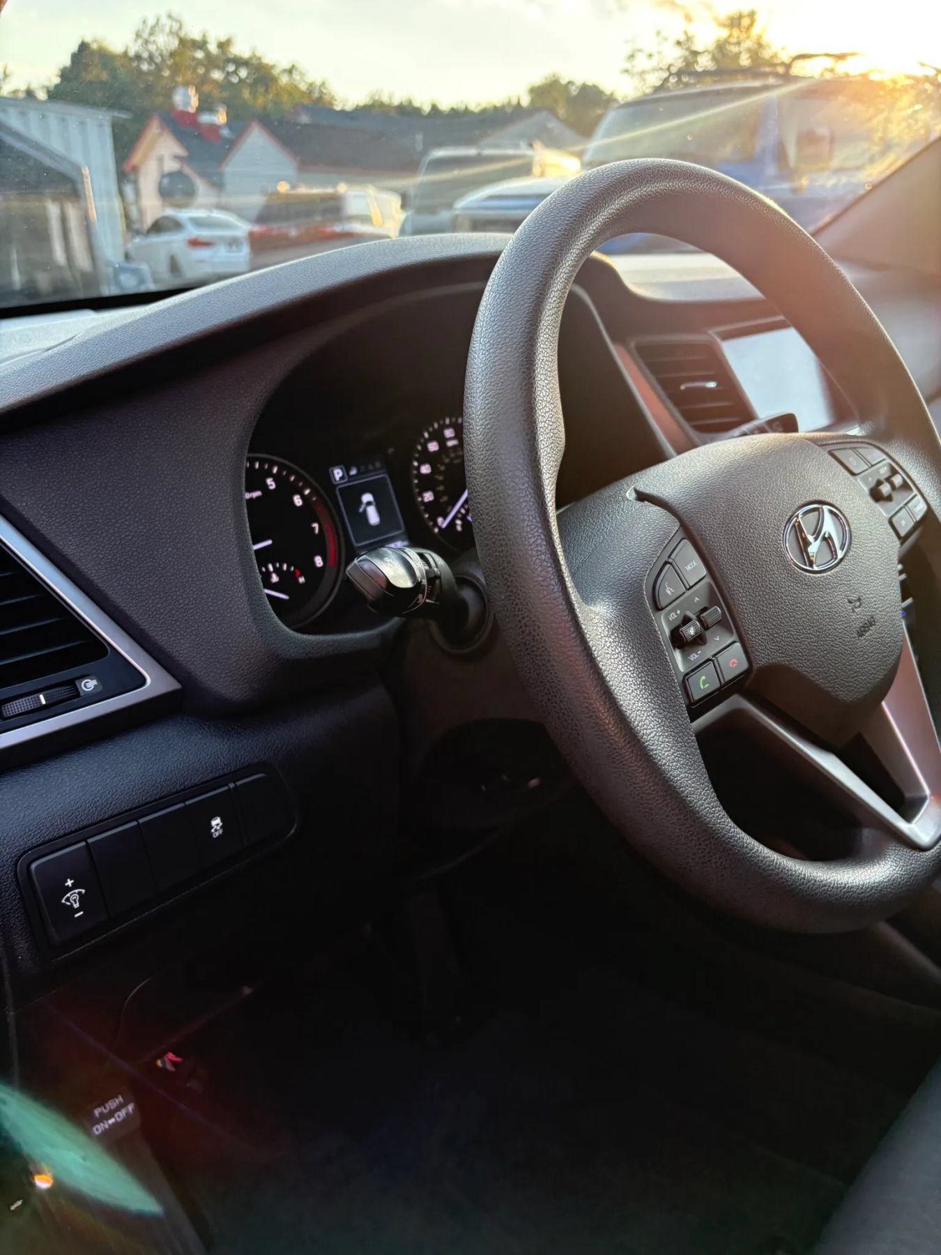 Used 2018 Hyundai Tucson SEL AWD/4WD image 11