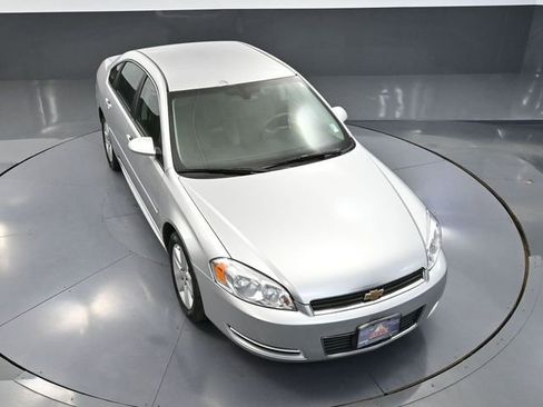 Used 2011 Chevrolet Impala LS FWD image 50