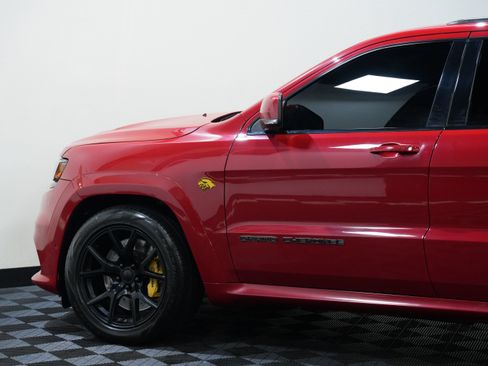 Used 2019 Jeep Grand Cherokee Trackhawk w/ Trailer Tow Group IV AWD/4WD image 19