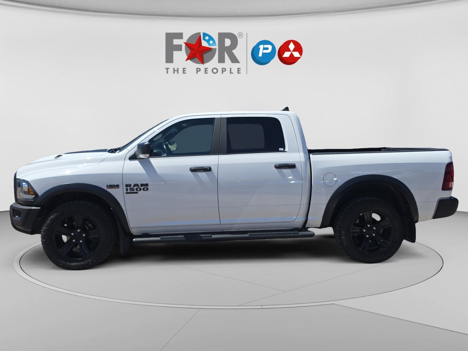 Used 2024 RAM 1500 Warlock AWD/4WD image 2