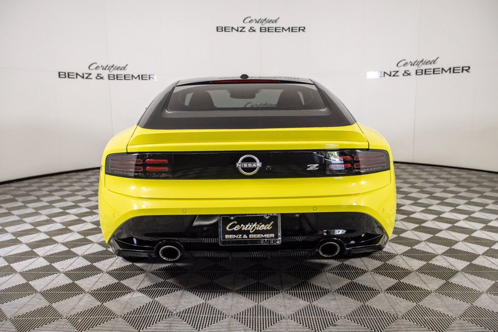 Used 2024 Nissan Z Performance w/ Floor Mat Package RWD image 7