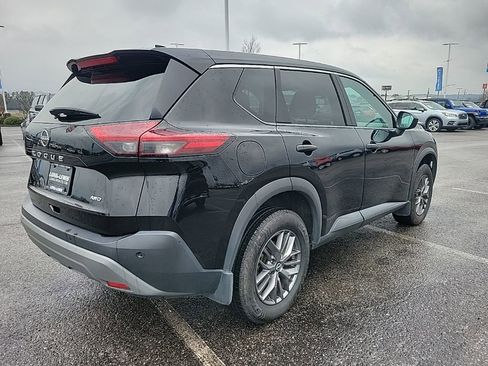 Used 2023 Nissan Rogue S image 7