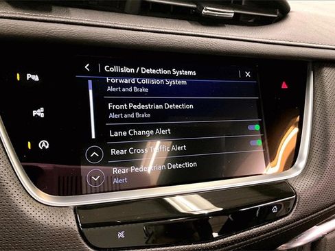 Used 2023 Cadillac XT5 Premium Luxury w/ Technology Package image 35