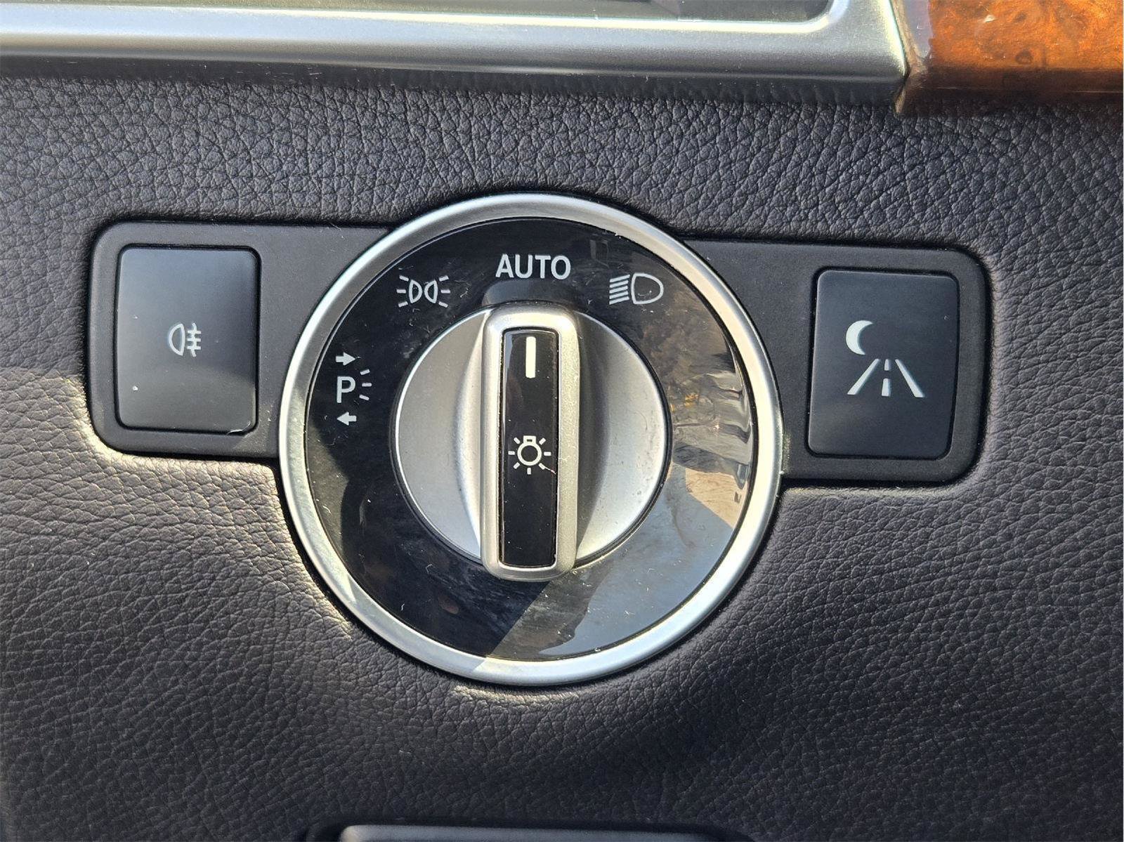 Used 2015 Mercedes-Benz GL 450 4MATIC image 28