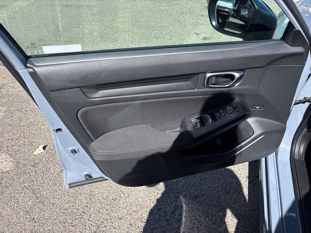 Used 2024 Honda Civic Sport image 10