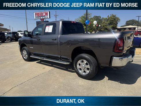 Used 2026 RAM 2500 Big Horn AWD/4WD image 6