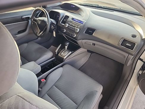 Used 2011 Honda Civic LX image 24