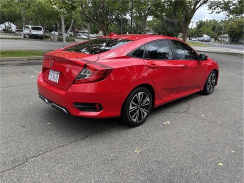 Used 2016 Honda Civic EX-T image 6