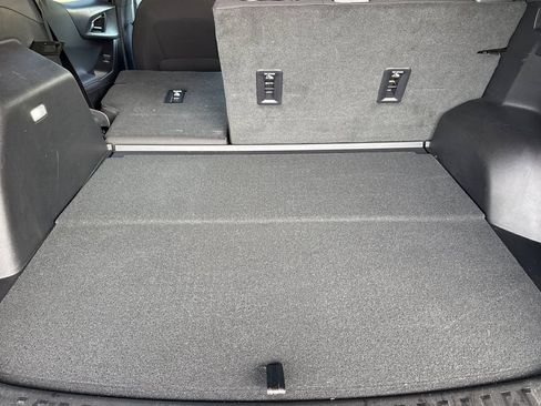 Used 2026 Chevrolet Equinox LT w/ LPO, Floor Liner Package FWD image 23