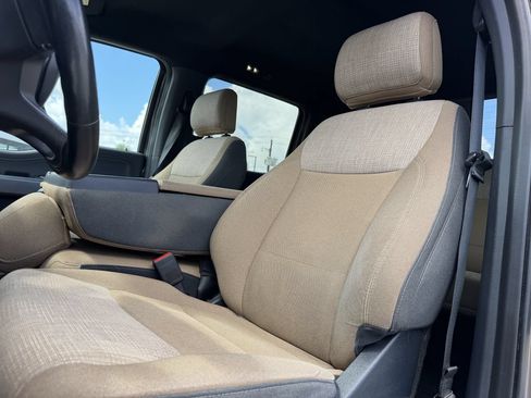 Used 2021 Ford F150 4x4 SuperCrew image 12