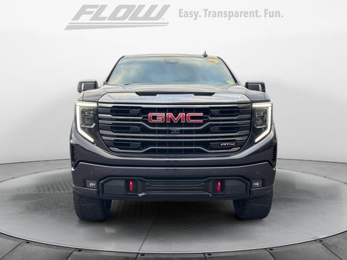 Used 2022 GMC Sierra 1500 AT4 w/ AT4 Premium Package AWD/4WD image 2