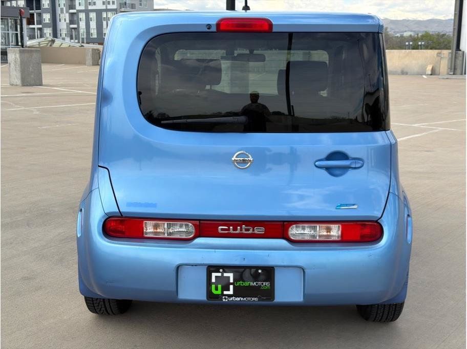 Used 2013 Nissan Cube FWD image 7