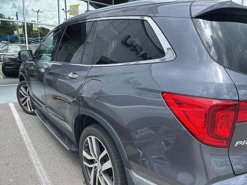Used 2016 Honda Pilot Touring image 4
