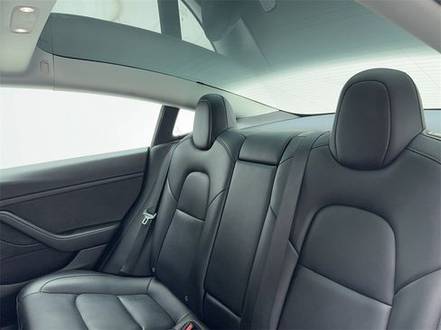 Used 2023 Tesla Model 3 Standard Range image 43