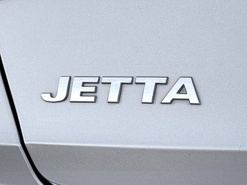 Used 2019 Volkswagen Jetta S image 30