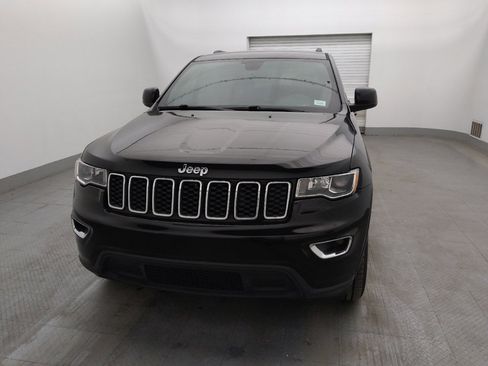 Used 2019 Jeep Grand Cherokee Laredo w/ Laredo X Package image 15