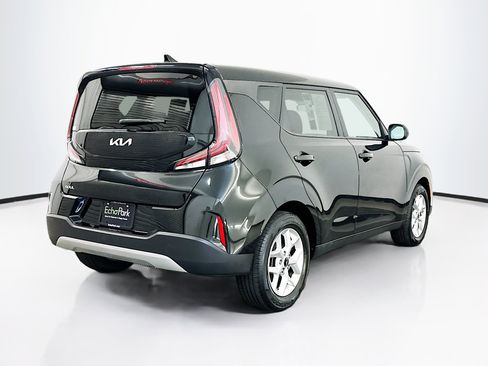 Used 2025 Kia Soul LX w/ LX Technology Package image 9