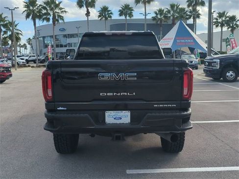 Used 2021 GMC Sierra 2500 Denali image 5