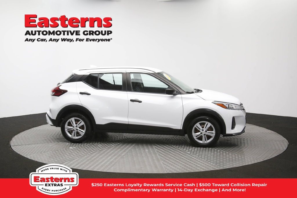 Used 2022 Nissan Kicks S FWD image 45