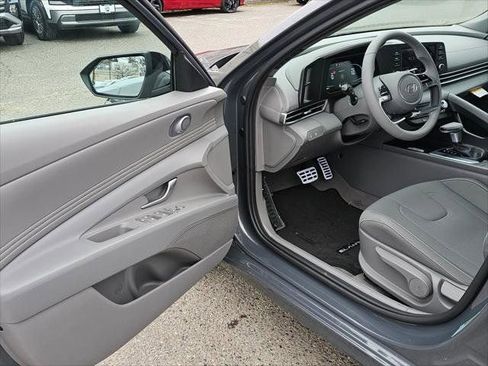 New 2026 Hyundai Elantra Sport FWD image 17