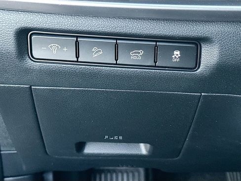 Used 2025 Kia Telluride S image 10